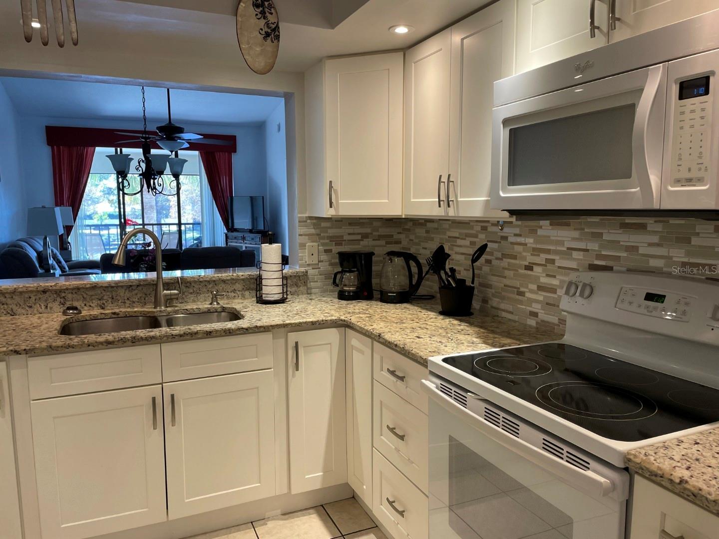 SHOREWALK BATH & TENNIS CLUB 14 - Residential