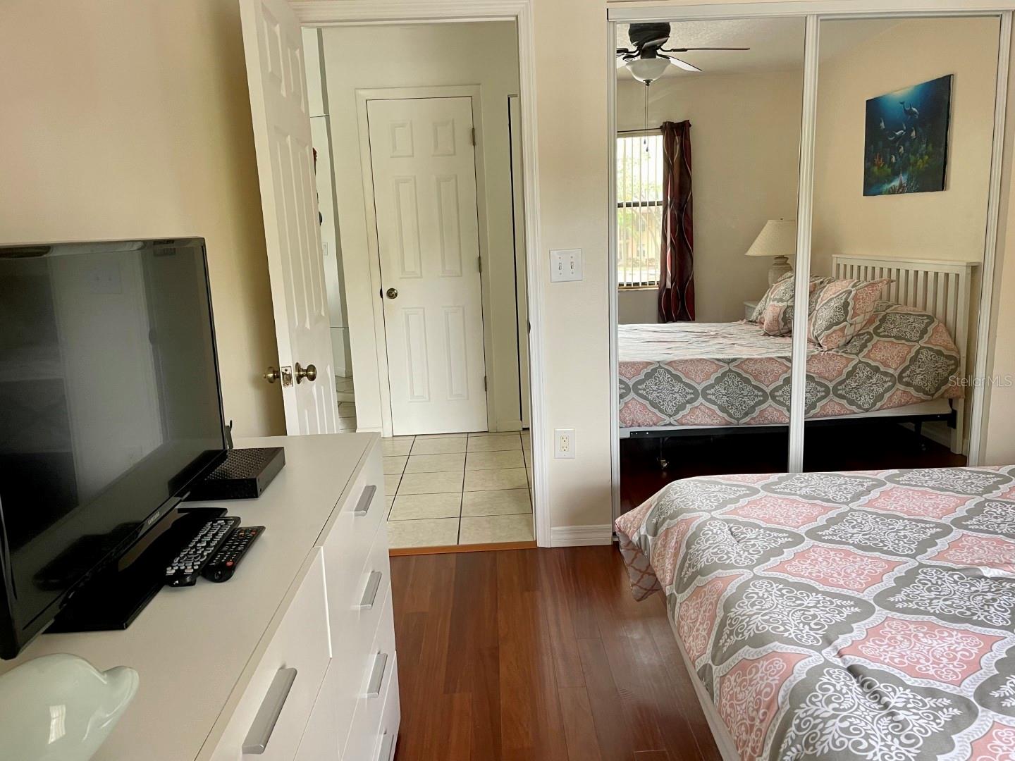 SHOREWALK BATH & TENNIS CLUB 14 - Residential