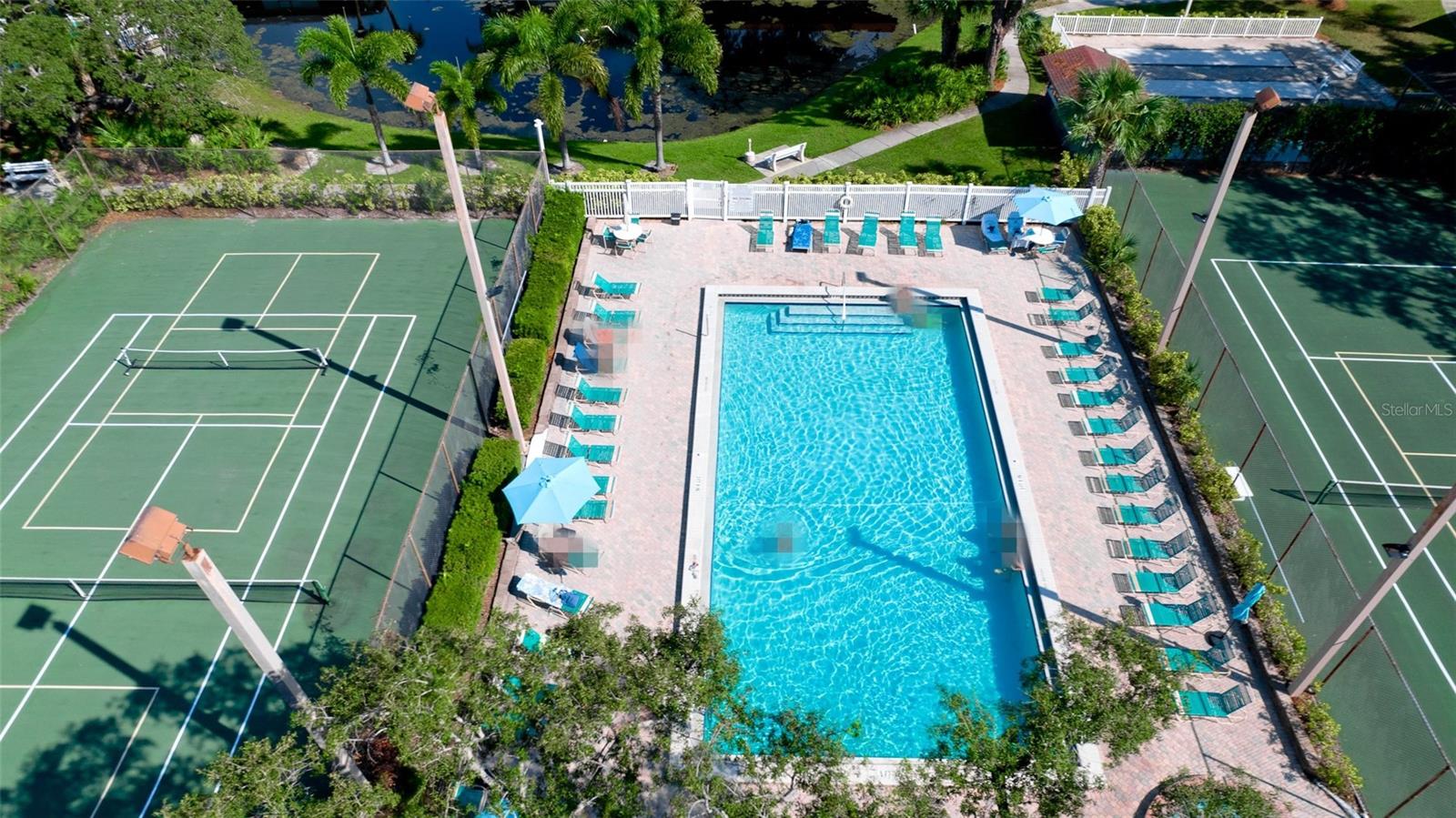 SHOREWALK BATH & TENNIS CLUB 14 - Residential