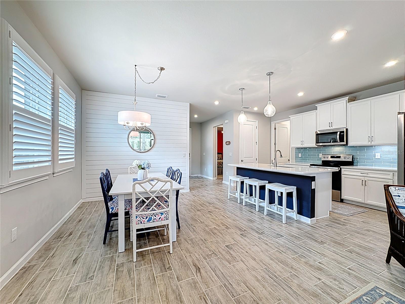 RENAISSANCE/WEST VLGS PH 2B & - Residential