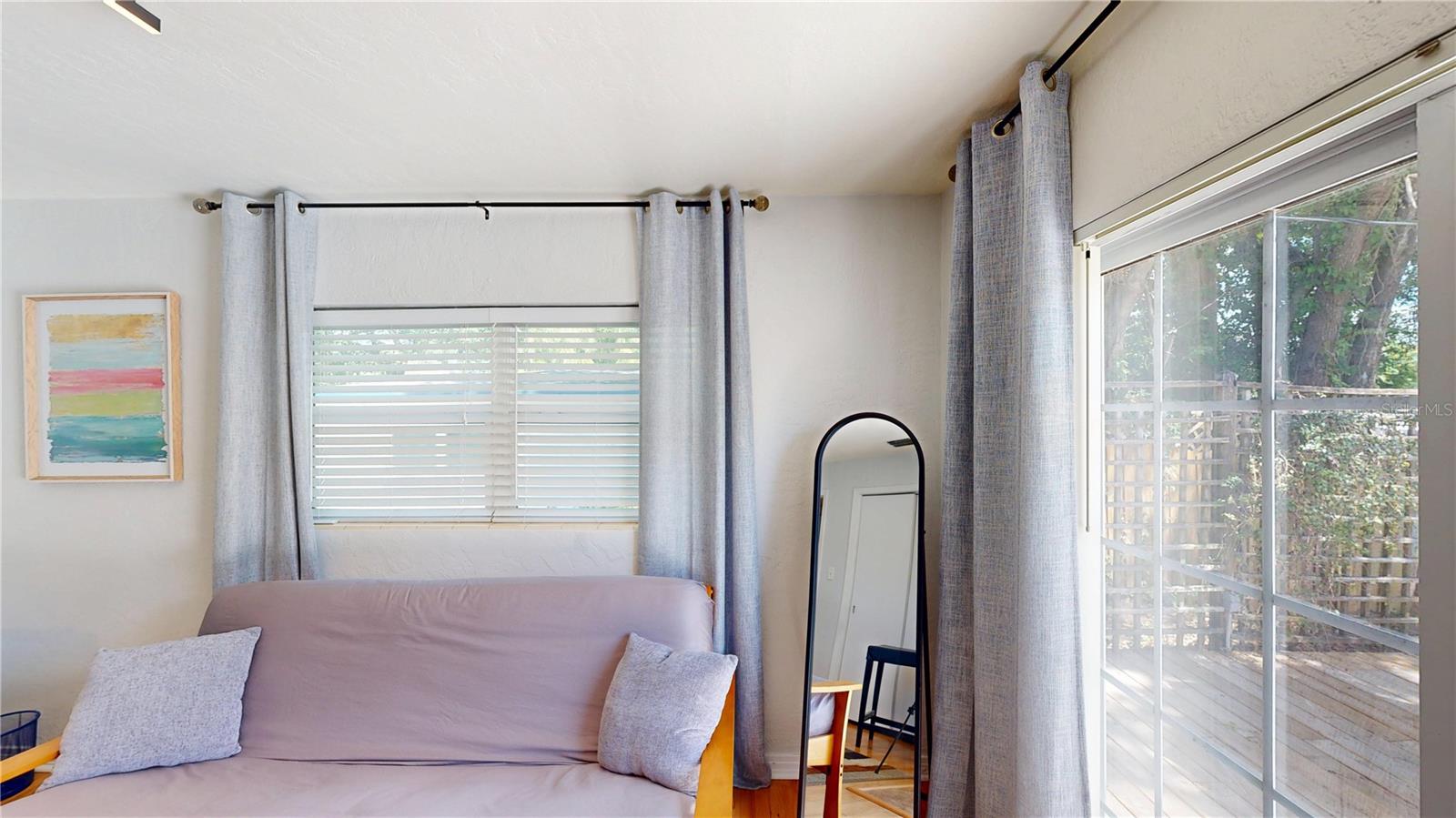 ARDMORE PARK - Residential