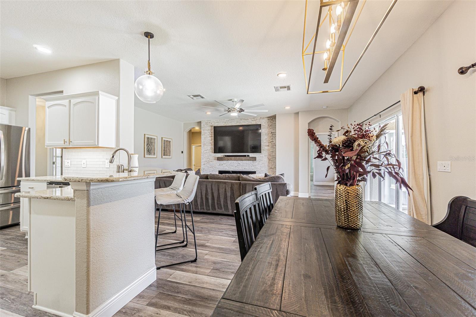 KEY VISTA PH 02 - Residential