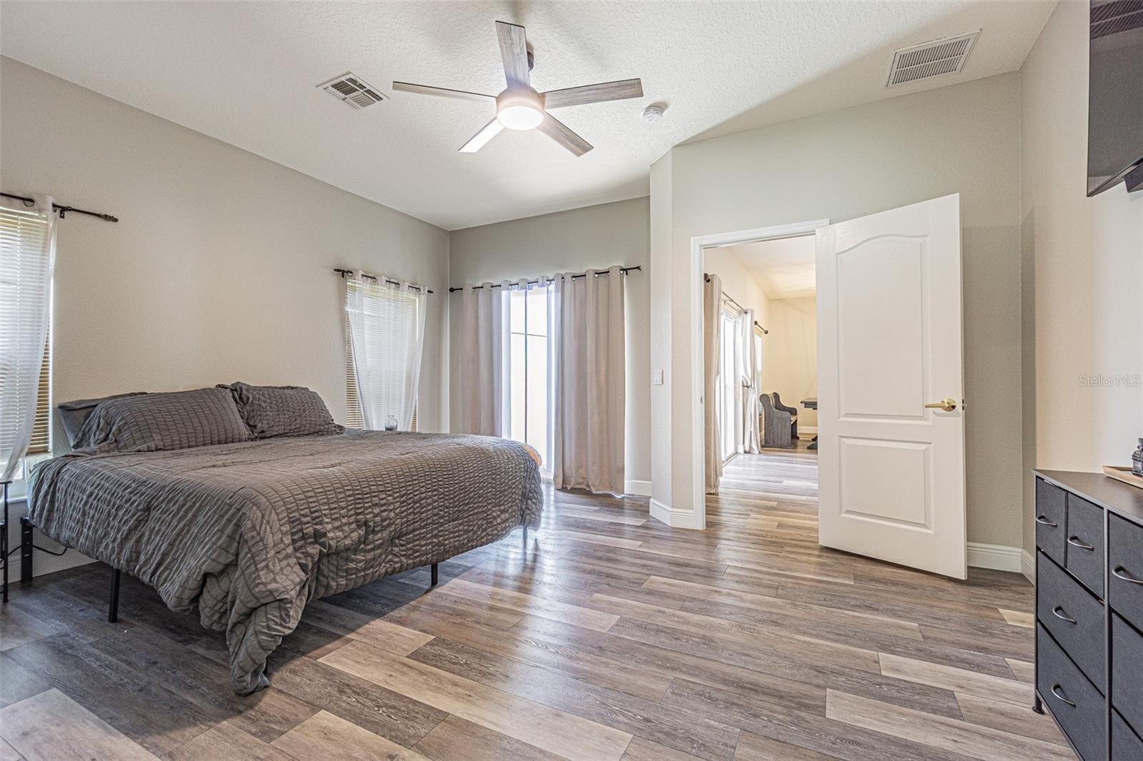 KEY VISTA PH 02 - Residential