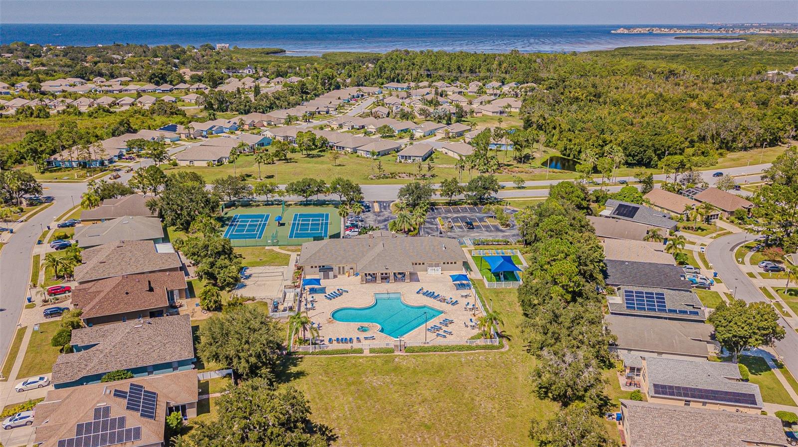 KEY VISTA PH 02 - Residential