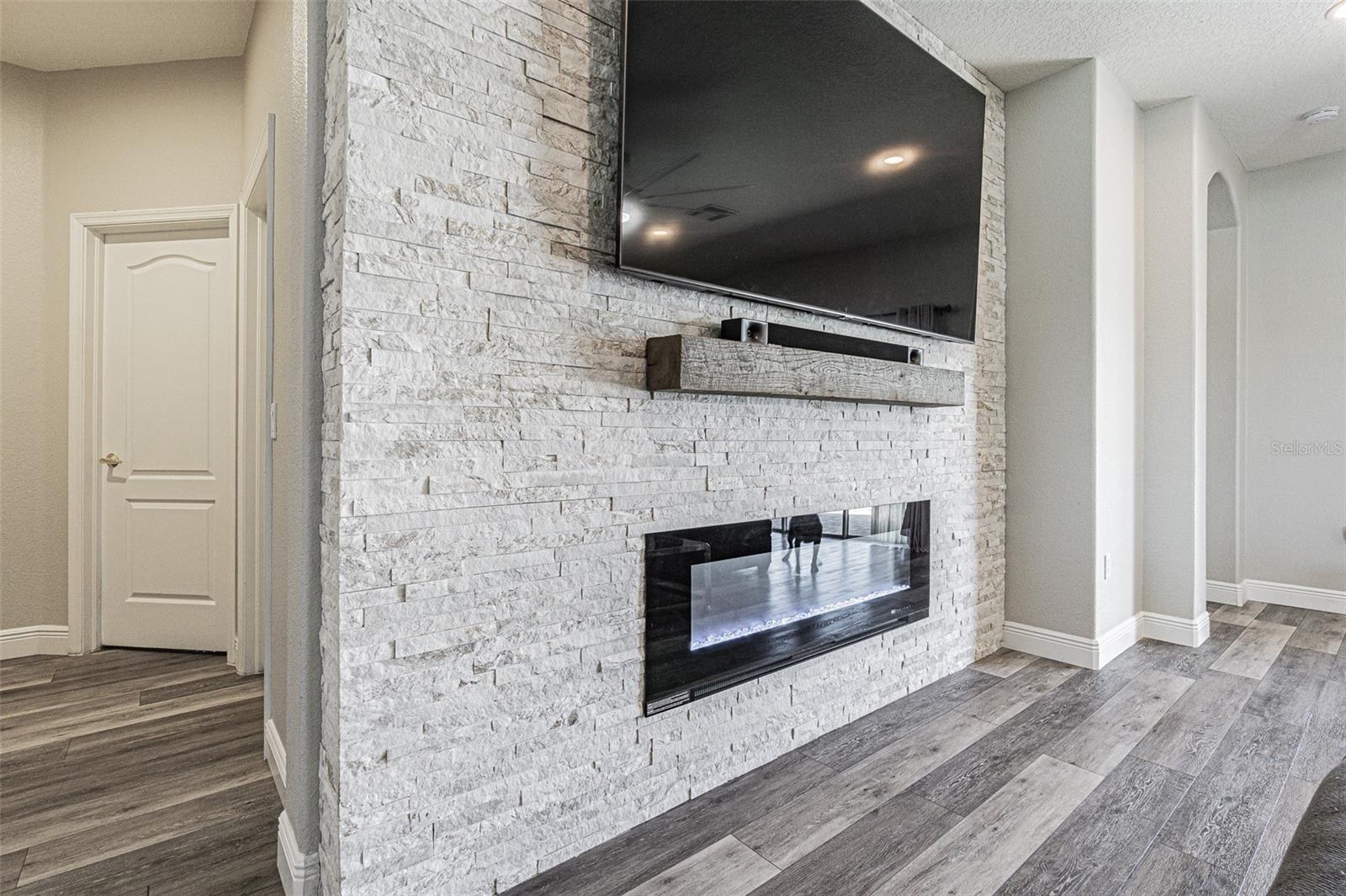 KEY VISTA PH 02 - Residential