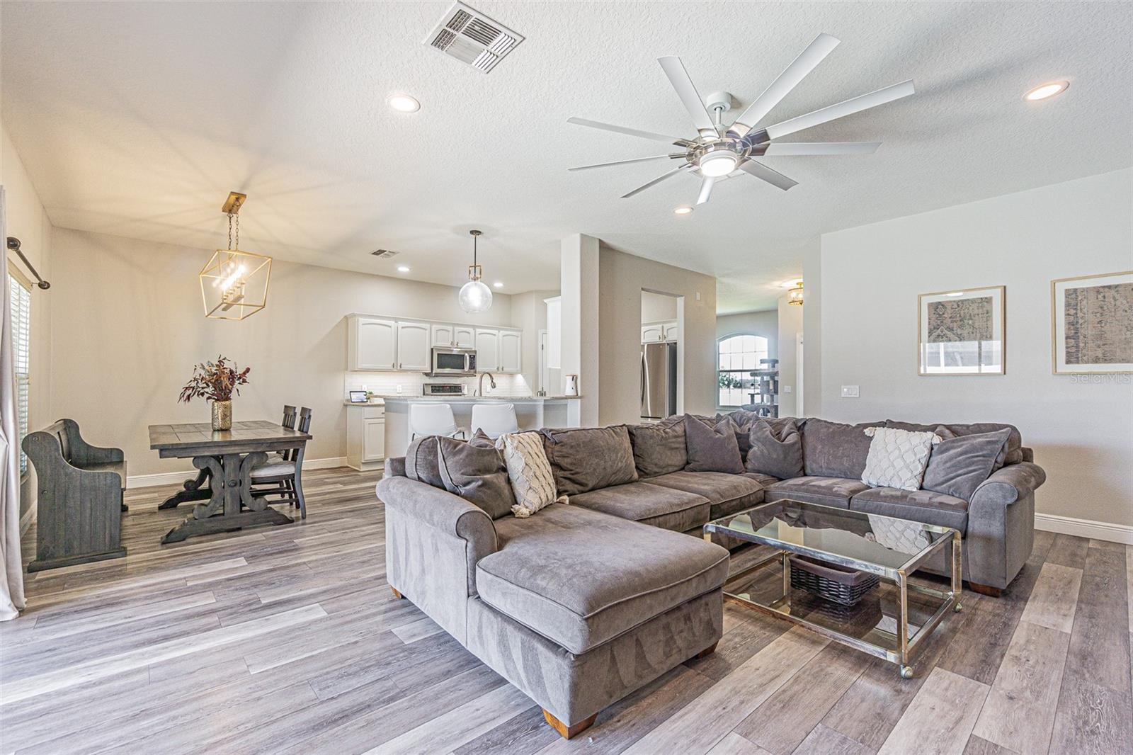 KEY VISTA PH 02 - Residential