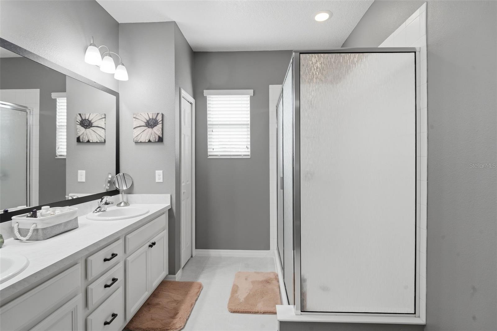 AMBERGATE - Residential