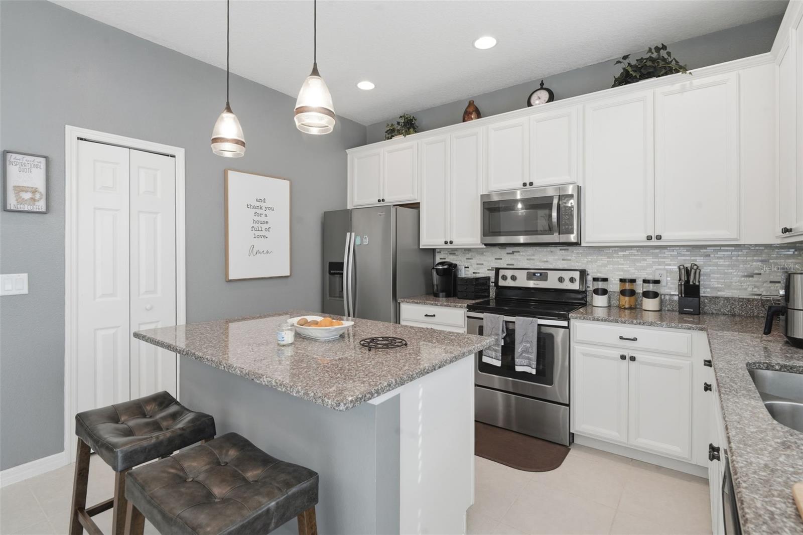 AMBERGATE - Residential