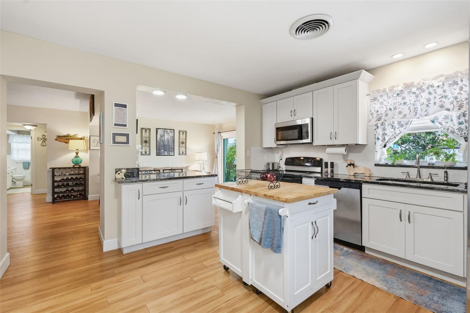 LAKE SHORE ESTATES 1ST ADD - Residential