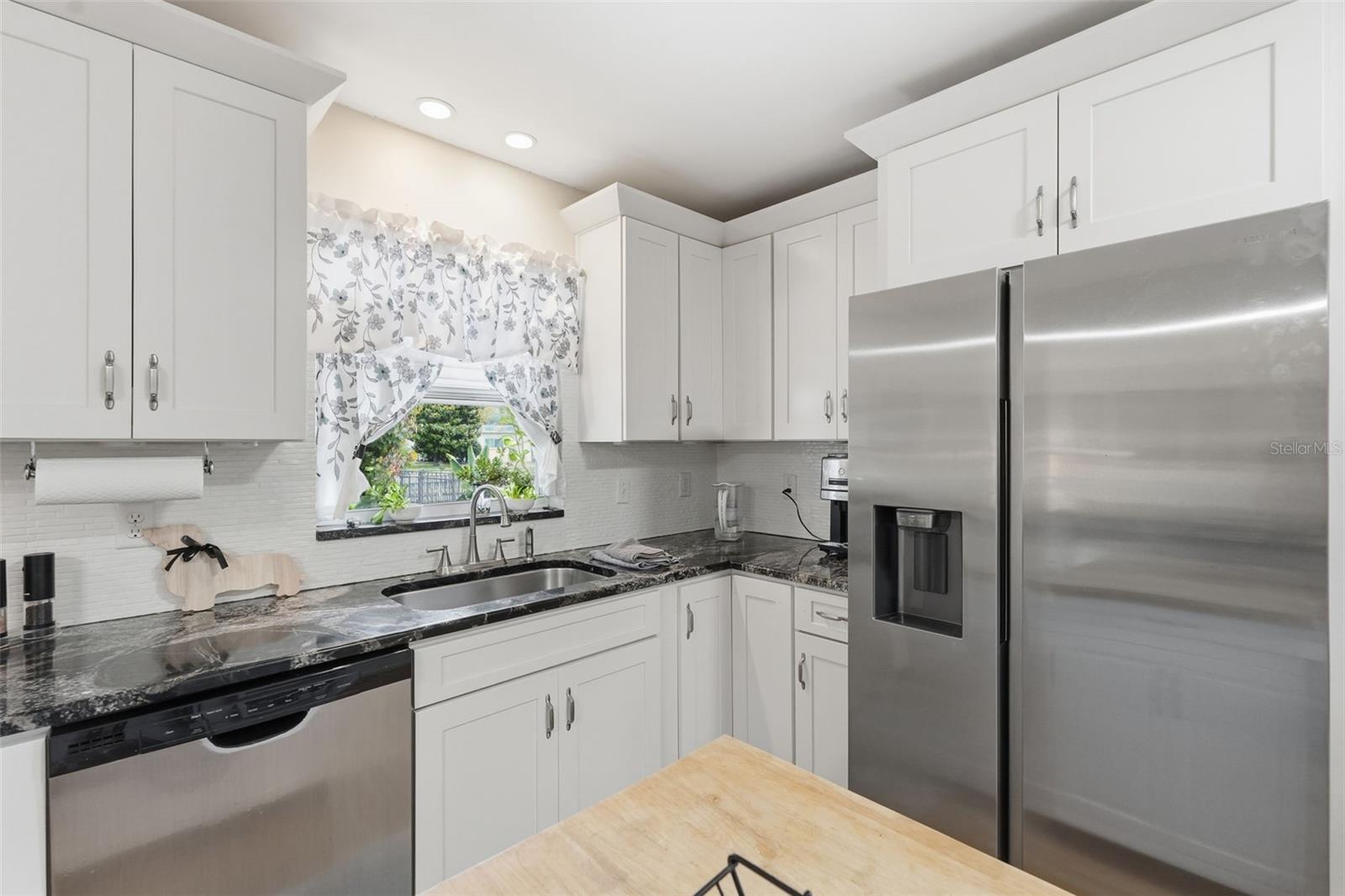 LAKE SHORE ESTATES 1ST ADD - Residential