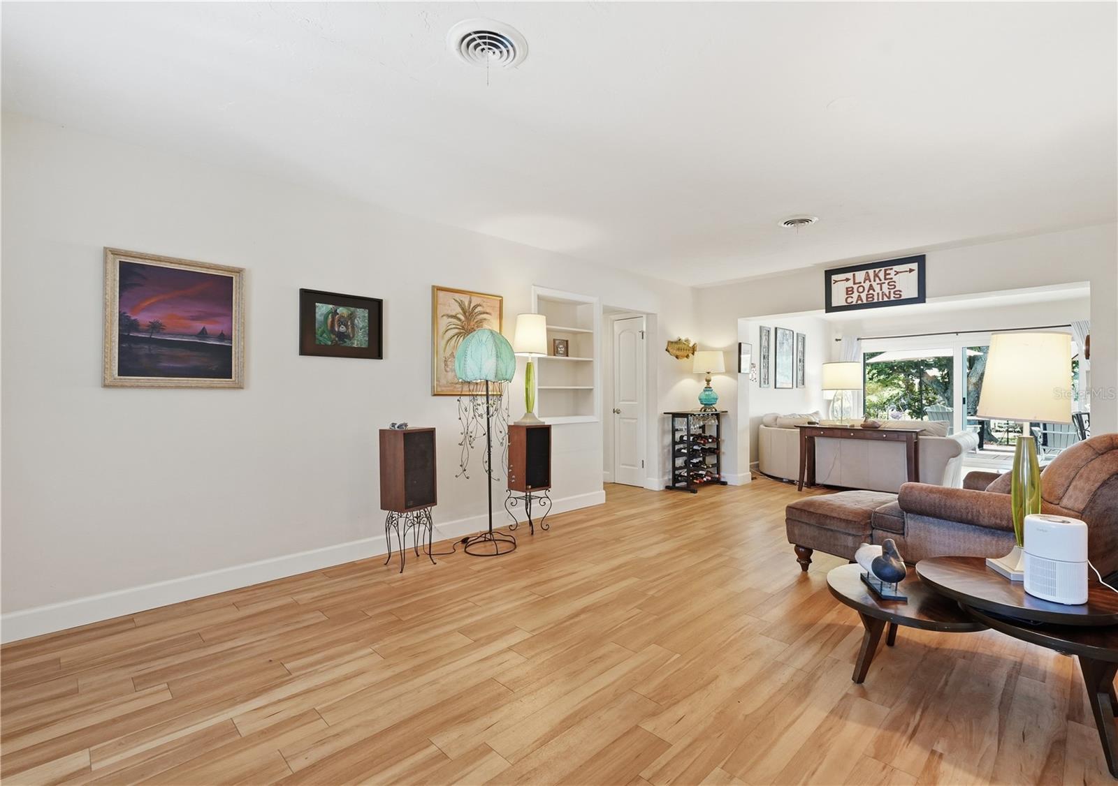 LAKE SHORE ESTATES 1ST ADD - Residential