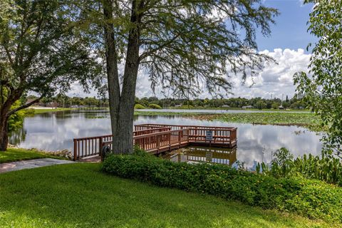 A home in LAKELAND