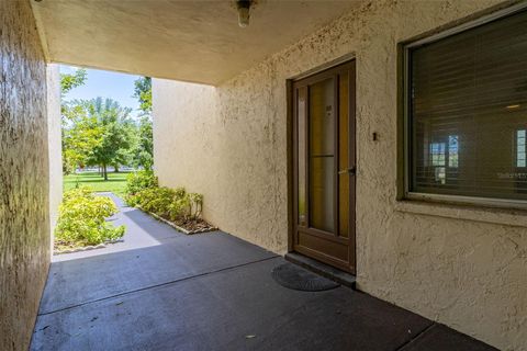 A home in LAKELAND