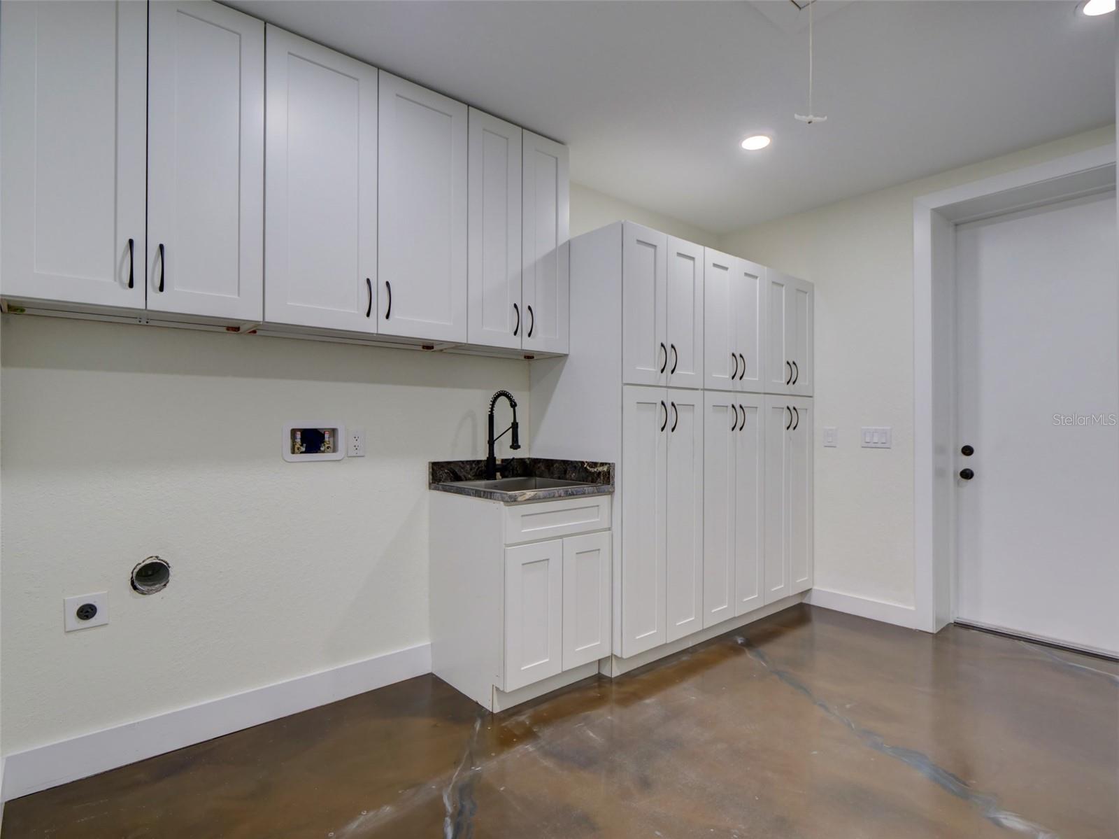 RIDGE MANOR ESTATES - Residential