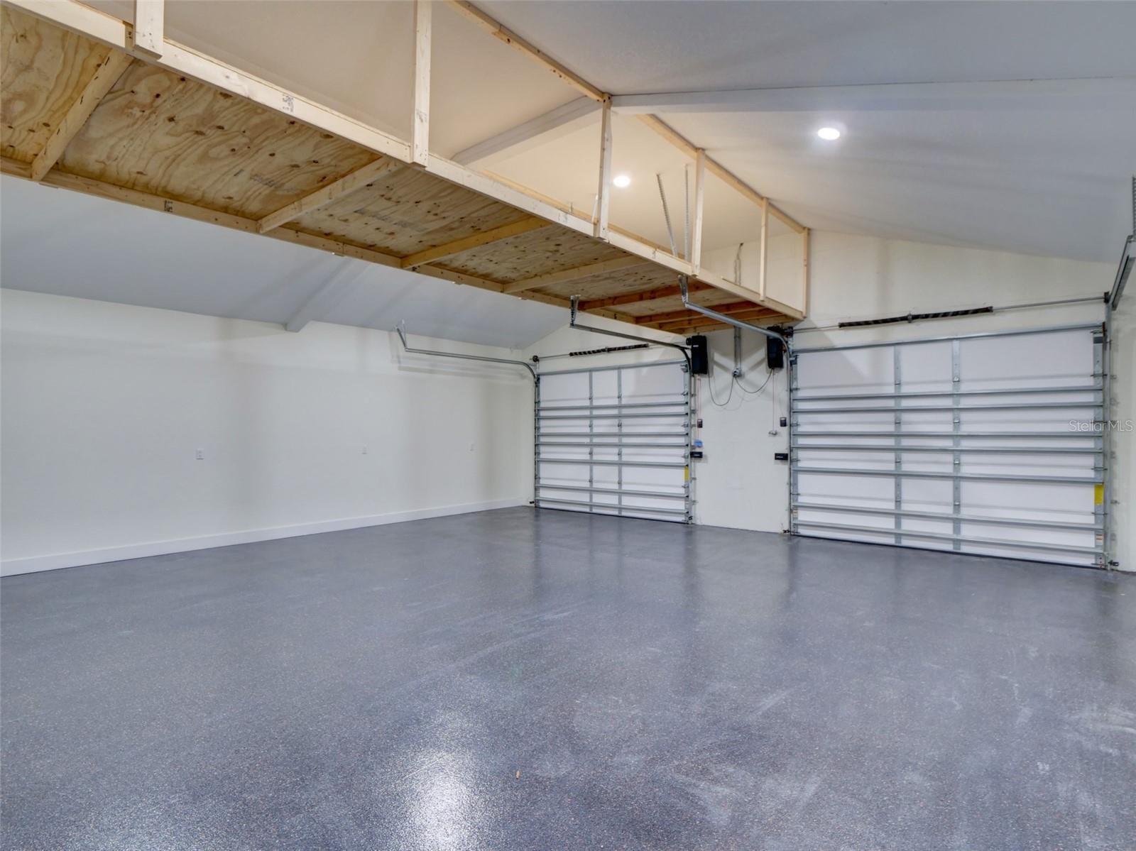 RIDGE MANOR ESTATES - Residential