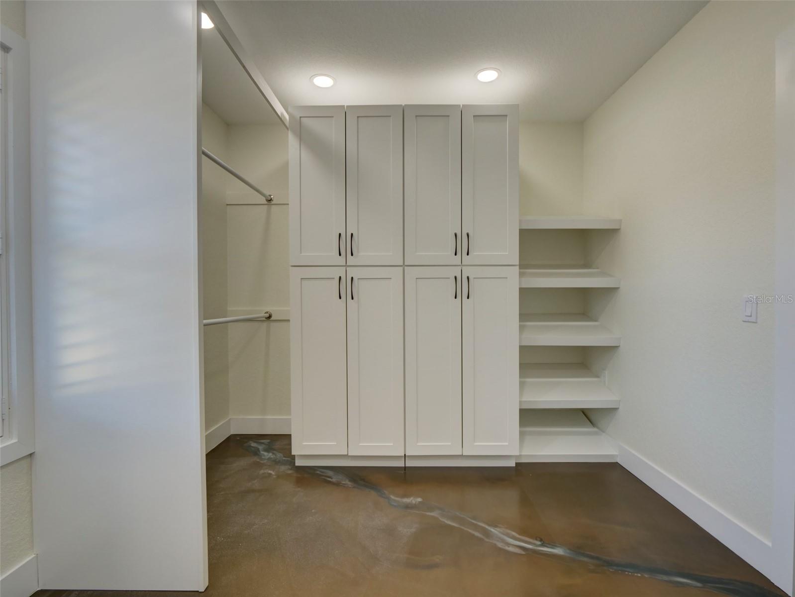 RIDGE MANOR ESTATES - Residential