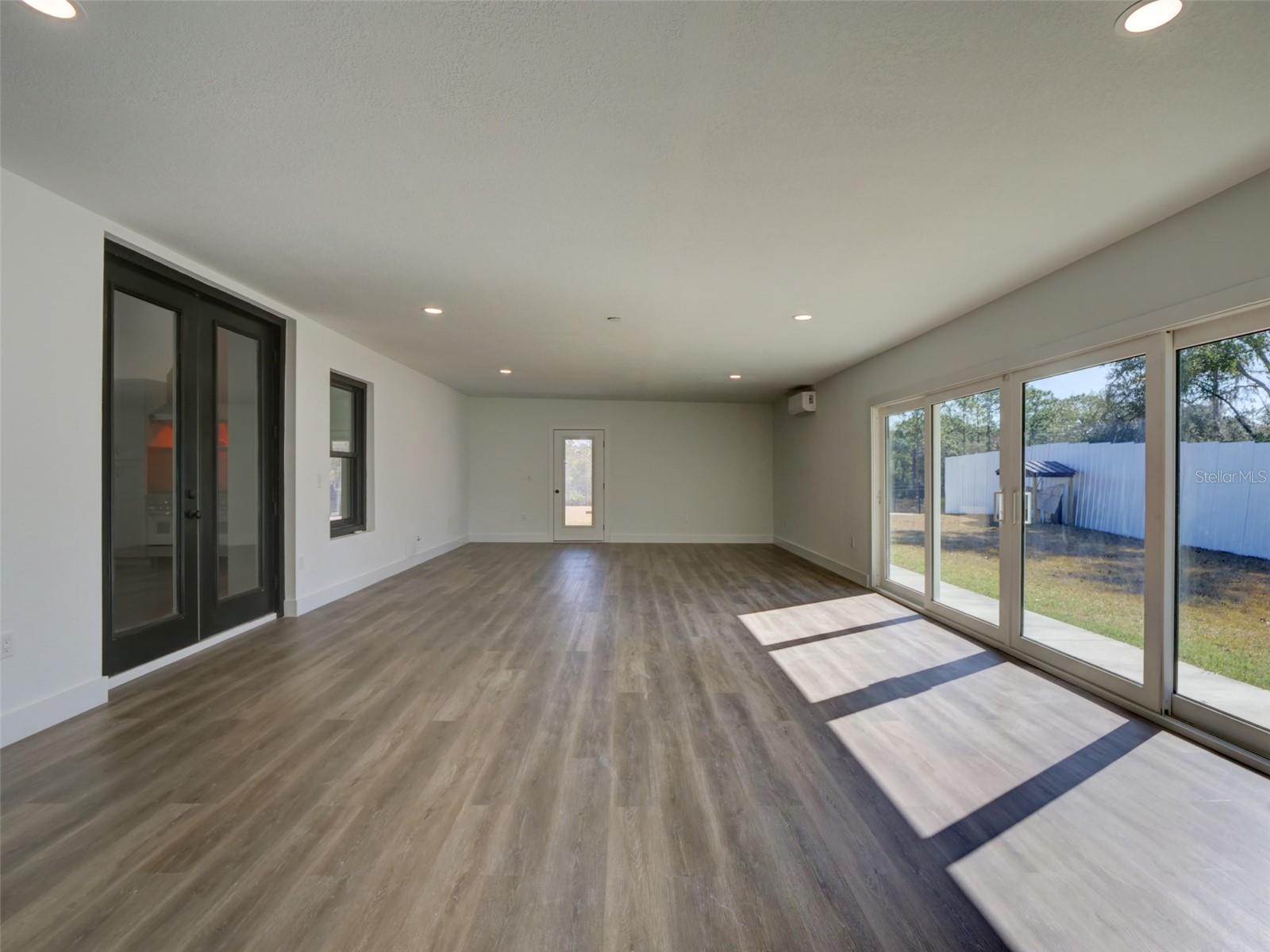 RIDGE MANOR ESTATES - Residential