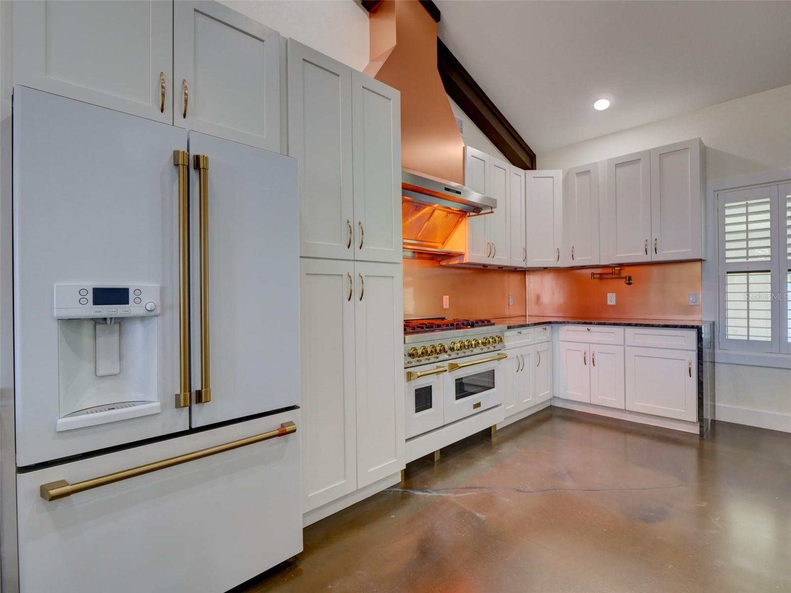 RIDGE MANOR ESTATES - Residential