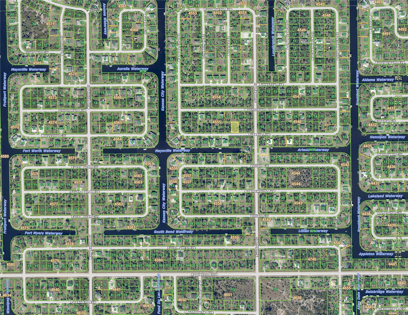 PORT CHARLOTTE SEC 087 - Land