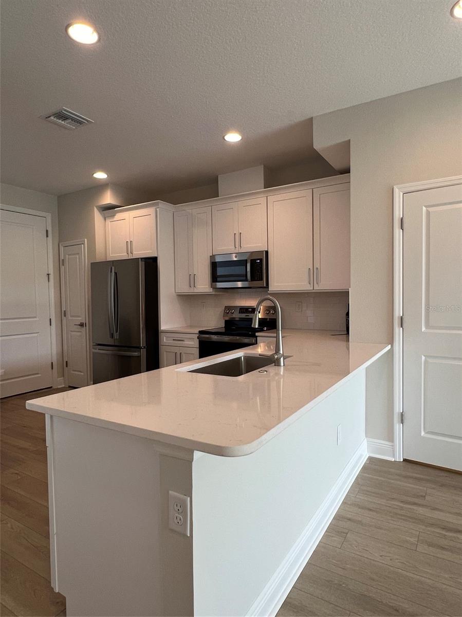7773 93RD STREET N