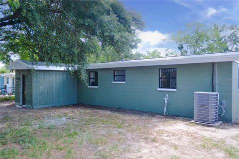 A home in TAMPA