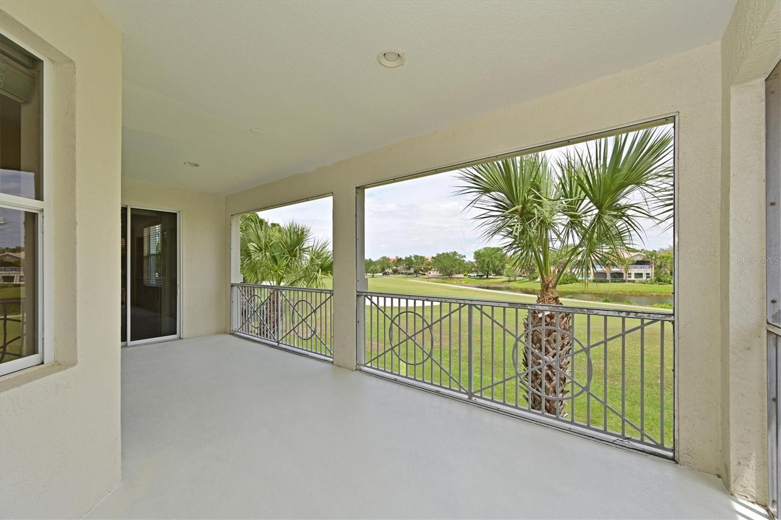 9435 DISCOVERY TERRACE 202D