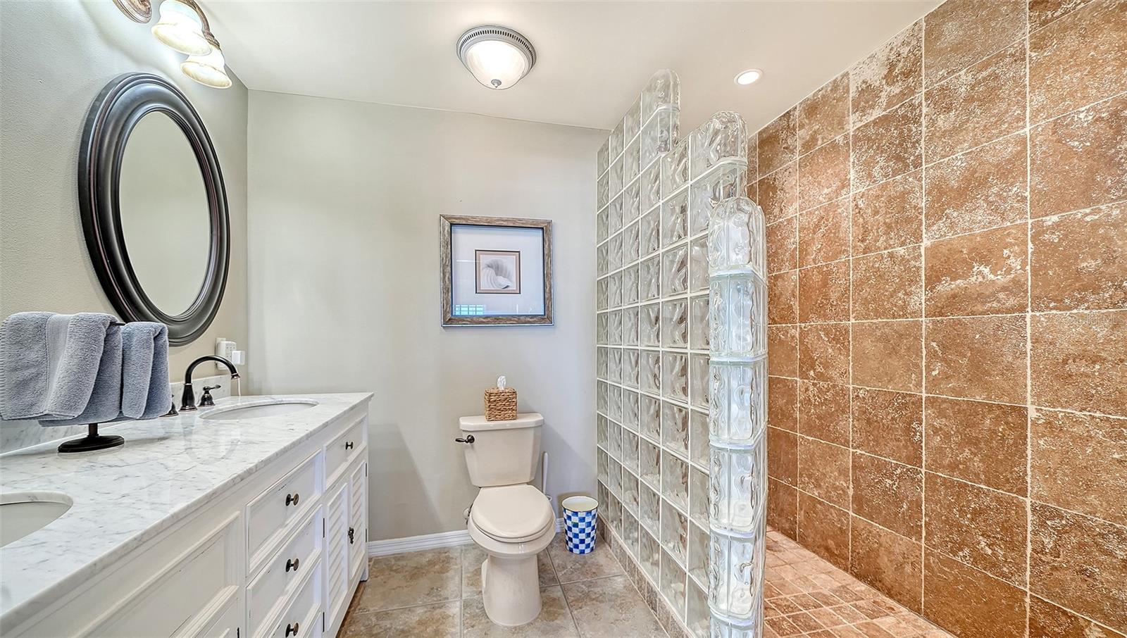 BOATYARD THE - Residential