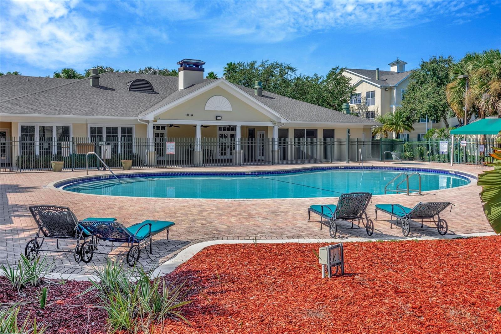 EQUESTRIAN PARC AT HIGHWOODS P - Residential