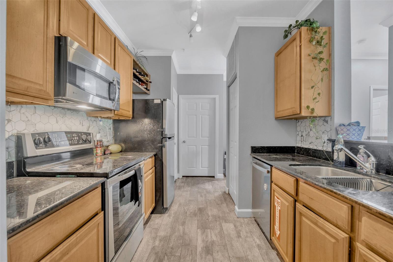 EQUESTRIAN PARC AT HIGHWOODS P - Residential