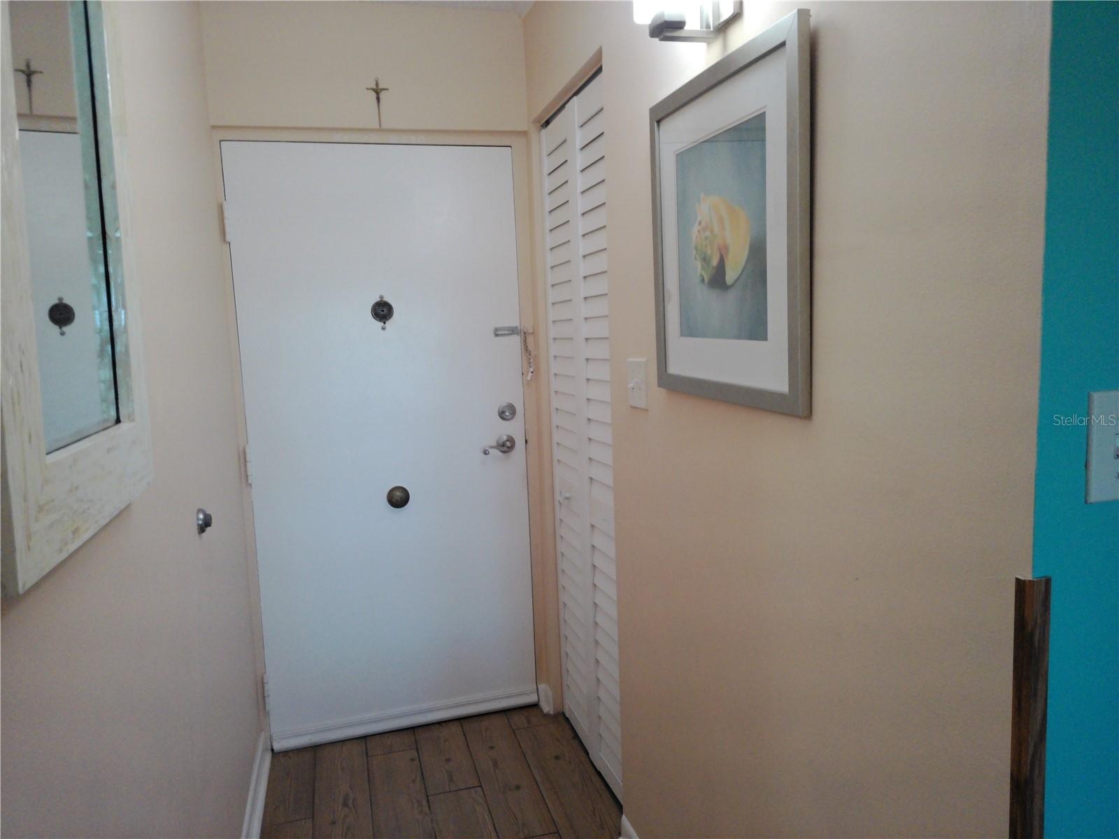 PENTHOUSE GREENS - Residential