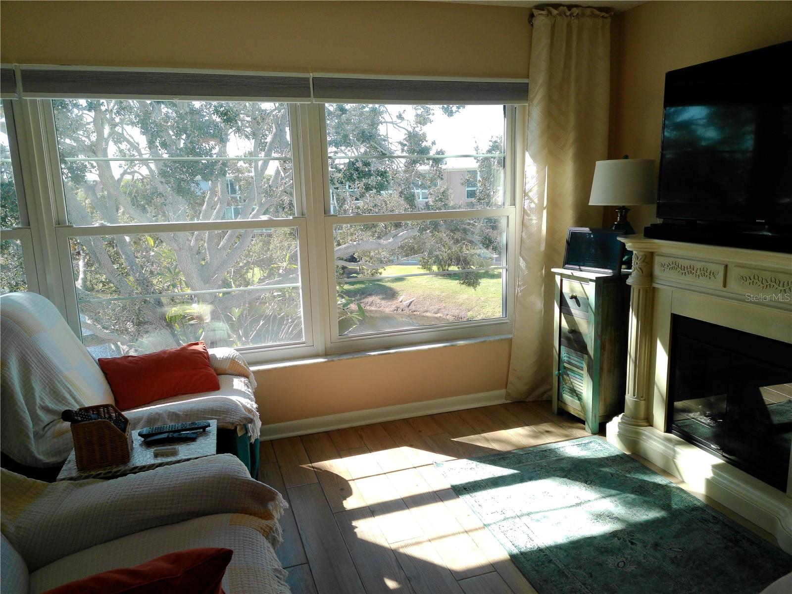 PENTHOUSE GREENS - Residential