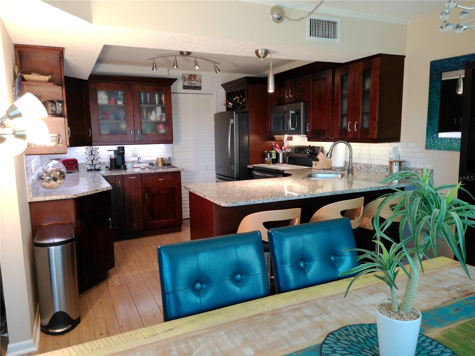 PENTHOUSE GREENS - Residential