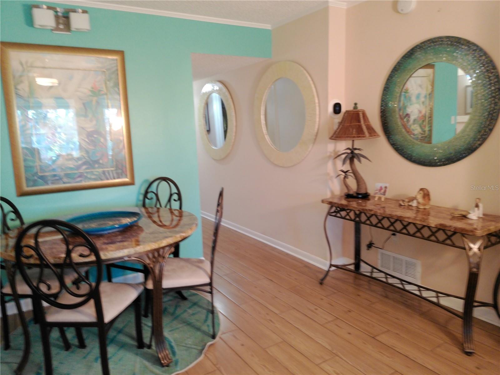 PENTHOUSE GREENS - Residential