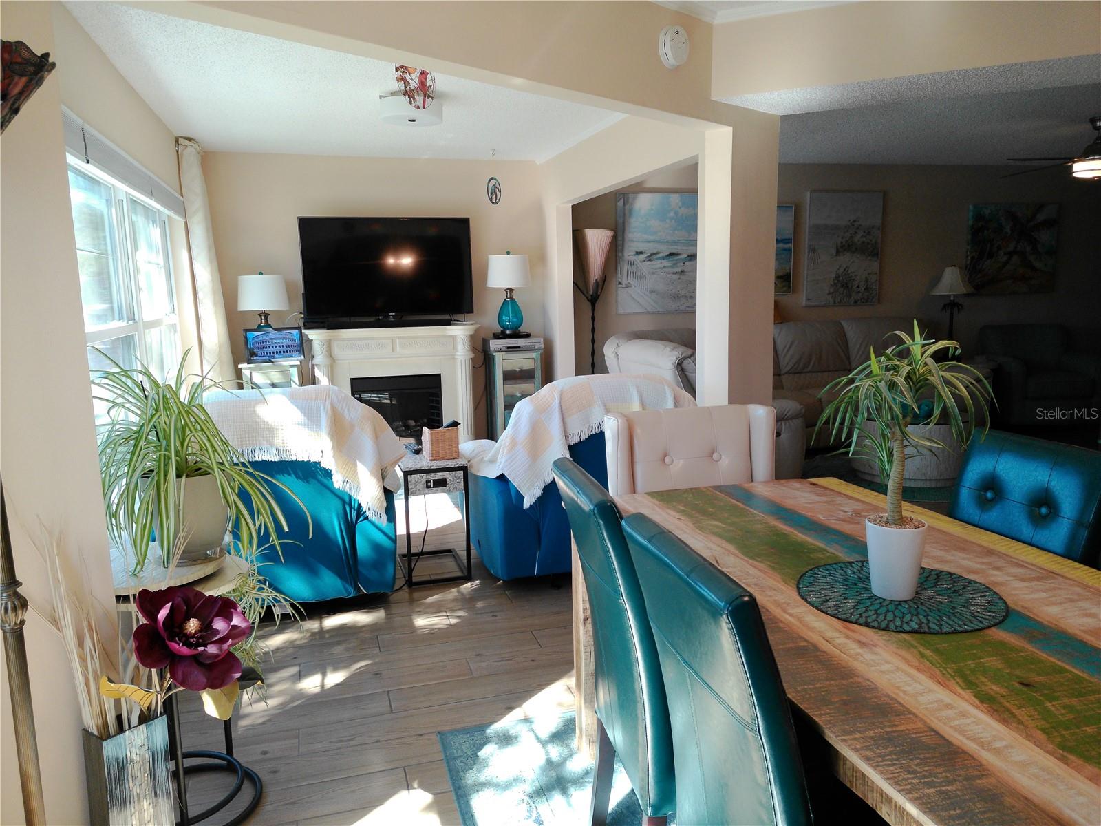 PENTHOUSE GREENS - Residential