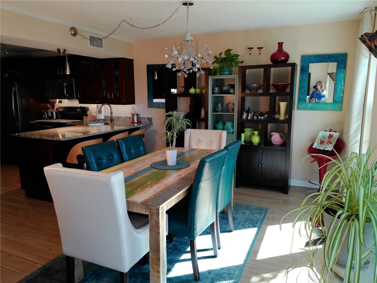 PENTHOUSE GREENS - Residential