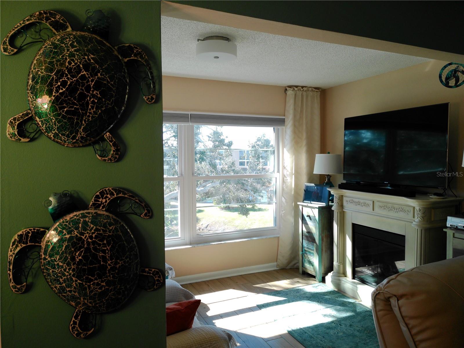 PENTHOUSE GREENS - Residential