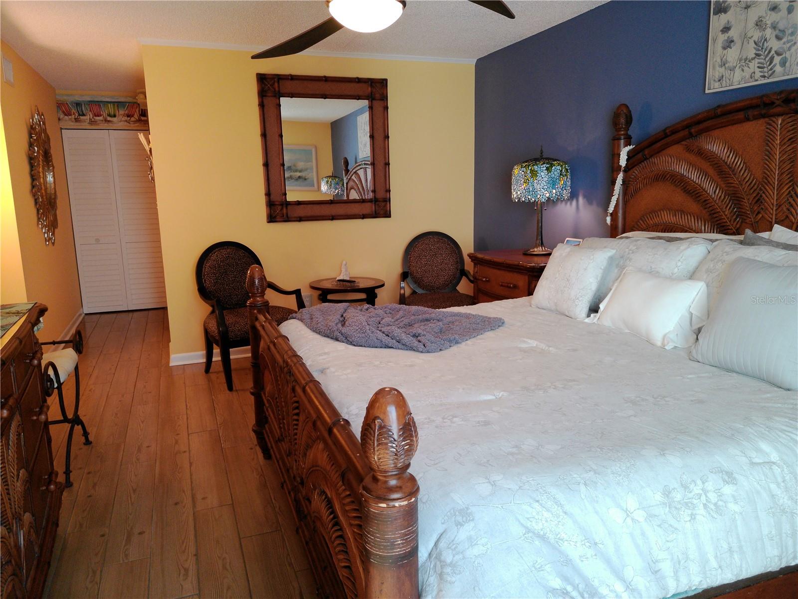 PENTHOUSE GREENS - Residential