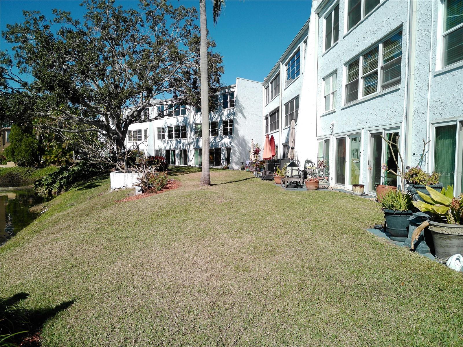 PENTHOUSE GREENS - Residential