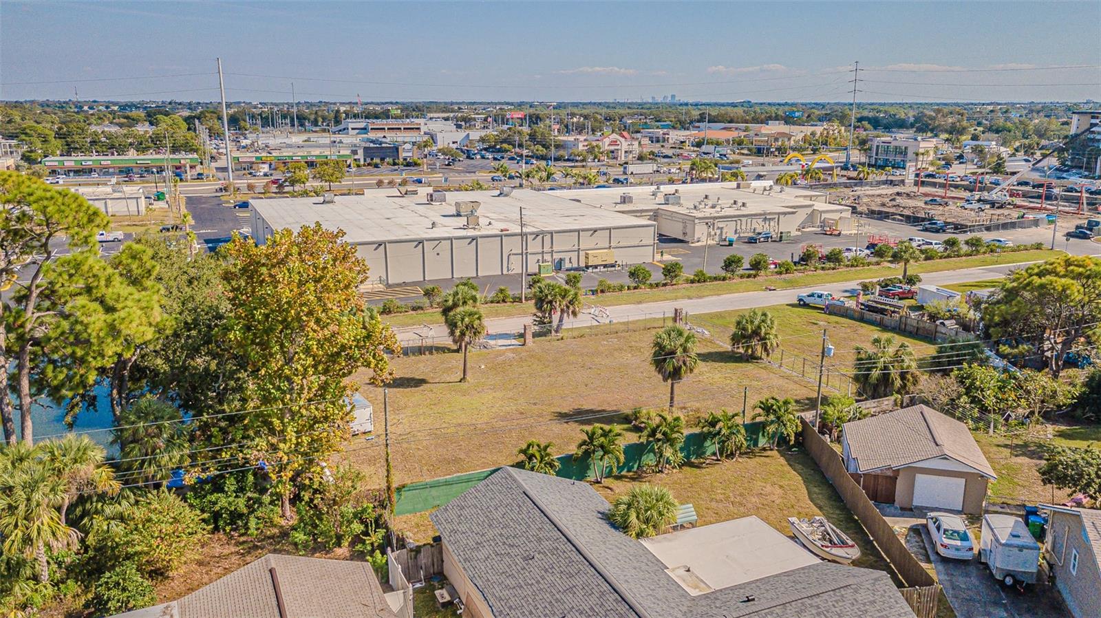 CROSS BAYOU ESTATES 8TH ADD - Land