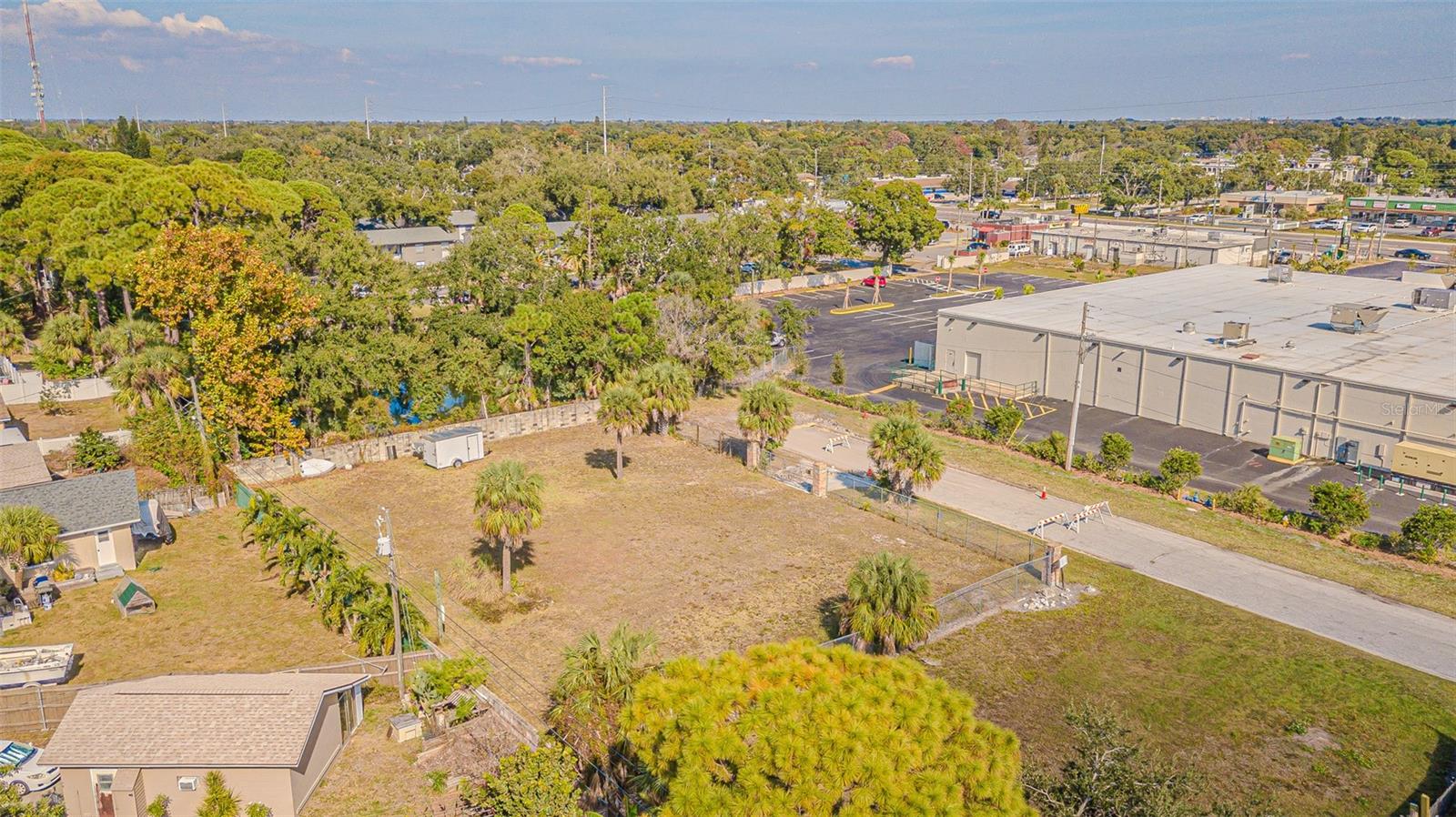 CROSS BAYOU ESTATES 8TH ADD - Land