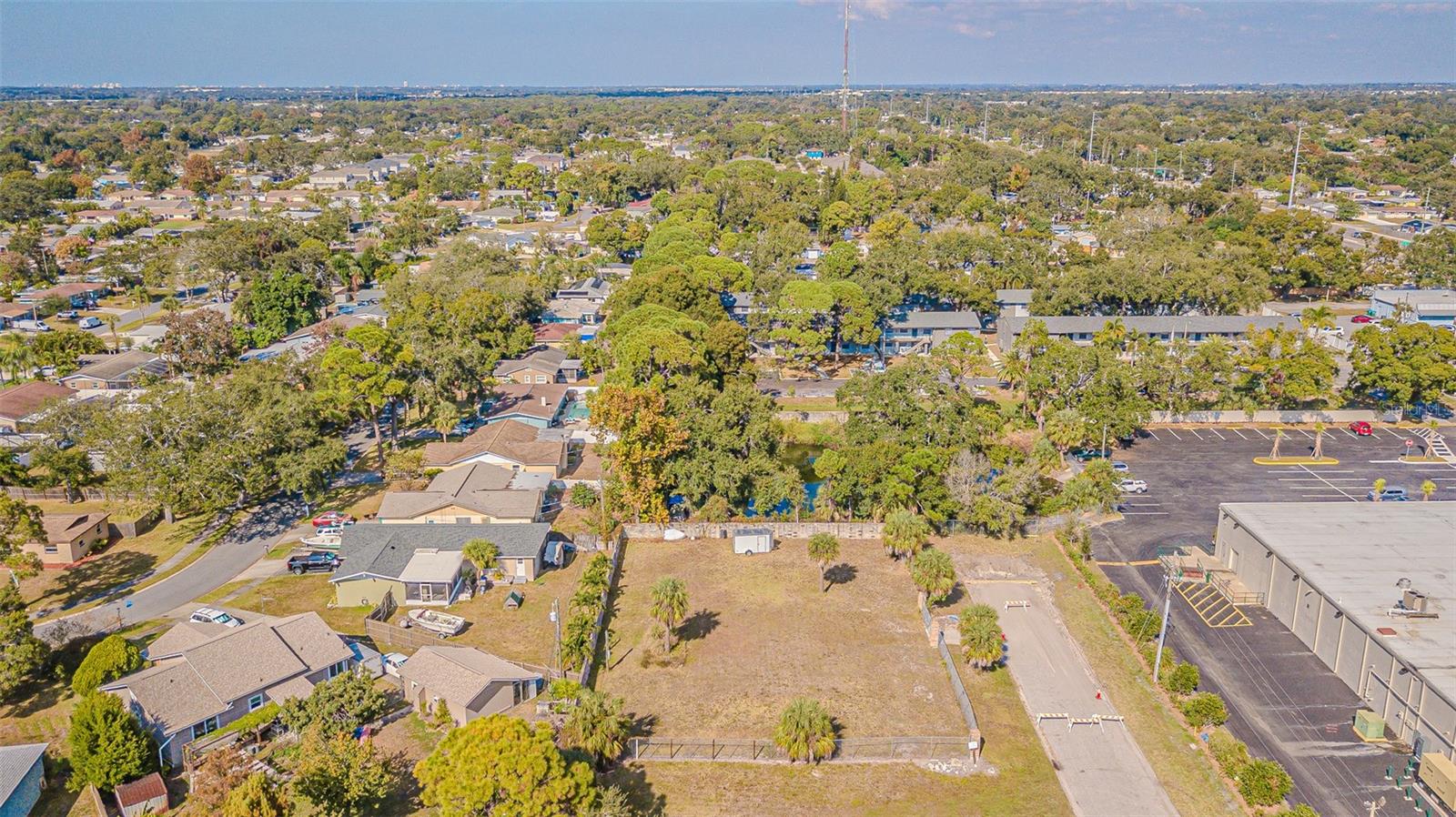 CROSS BAYOU ESTATES 8TH ADD - Land