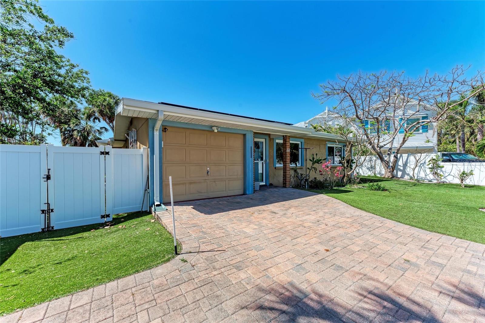216 ARCHER WAY