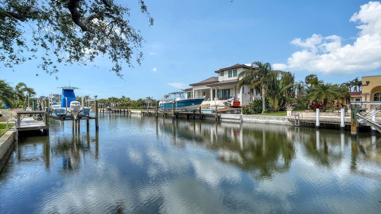 AQUALANE ESTATES 3RD - Residential