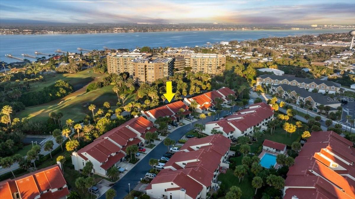 TOWNHOMES OCEAN - Residential