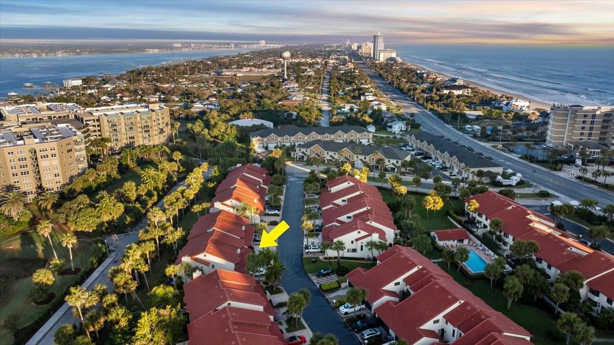TOWNHOMES OCEAN - Residential