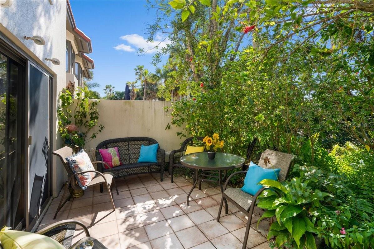 TOWNHOMES OCEAN - Residential