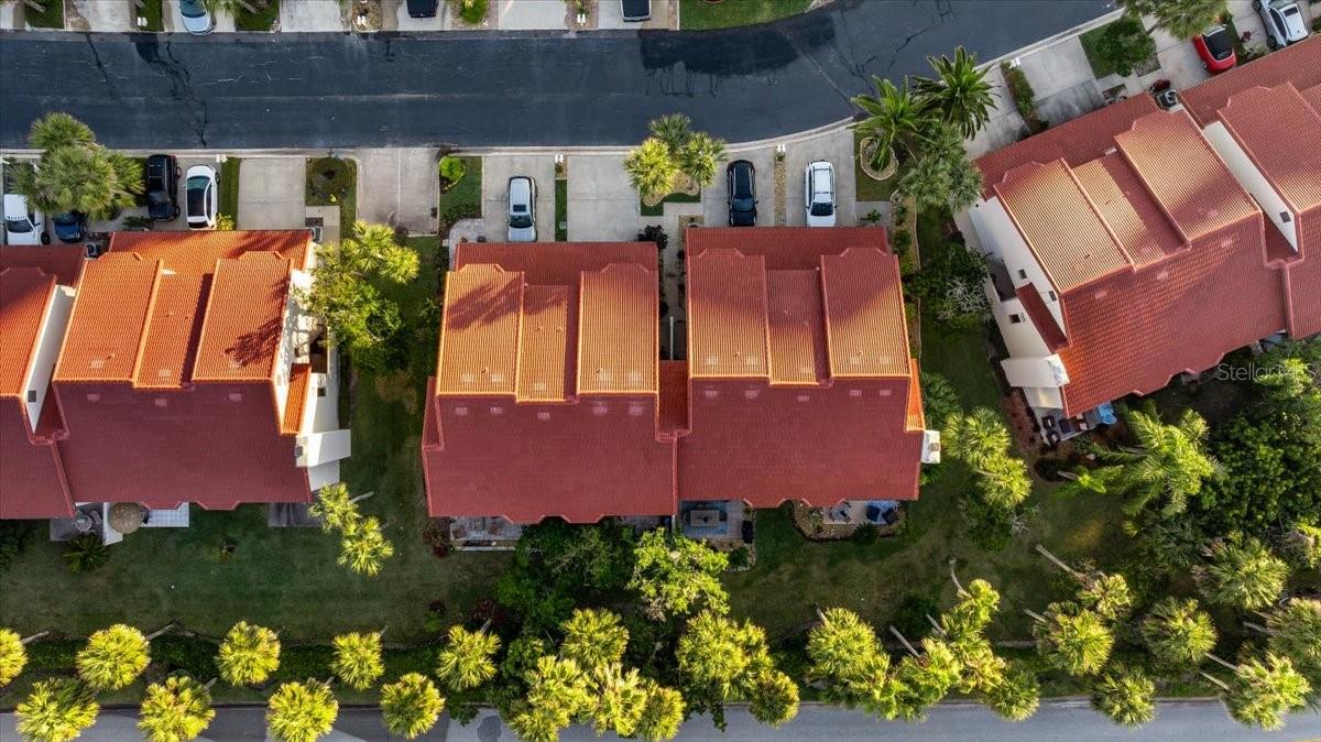 TOWNHOMES OCEAN - Residential
