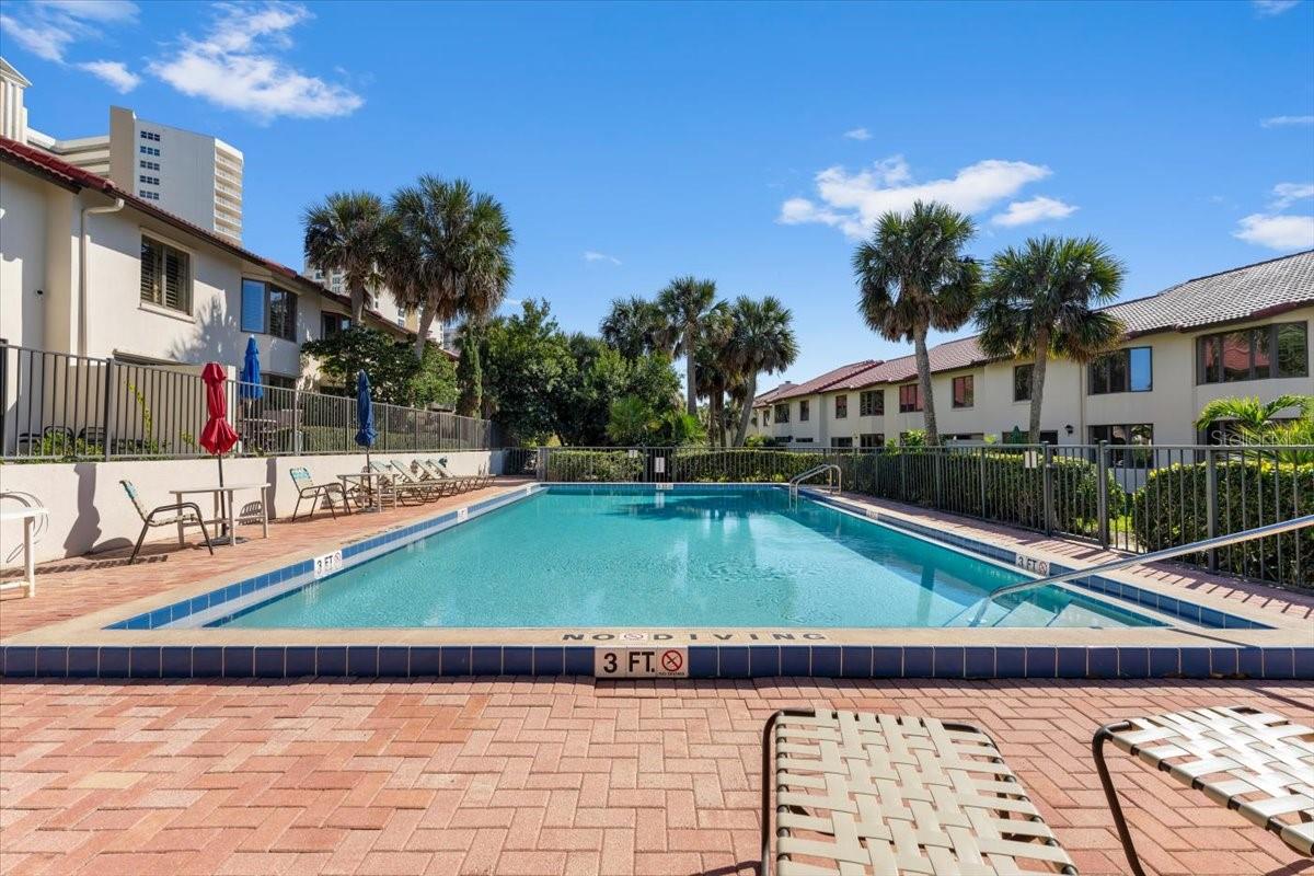 TOWNHOMES OCEAN - Residential