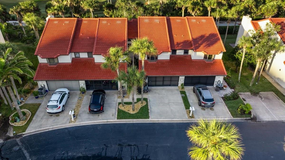 TOWNHOMES OCEAN - Residential
