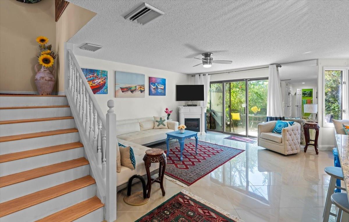 TOWNHOMES OCEAN - Residential